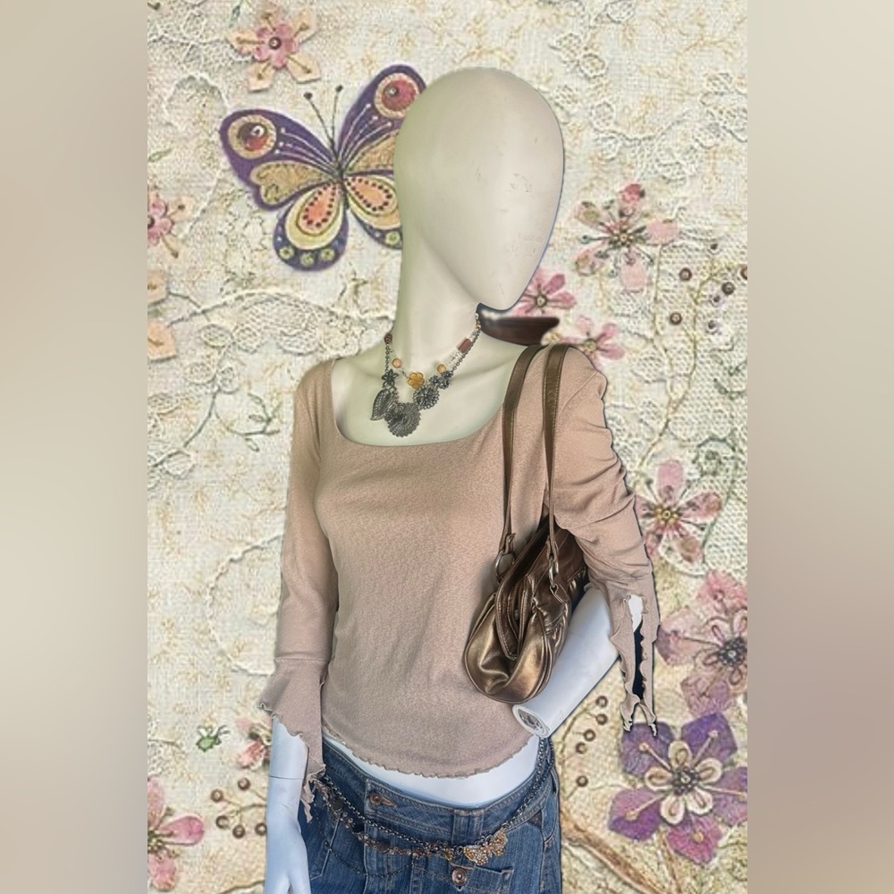 elegant y2k beige top